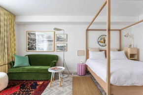 Mid Century Modern Central Upper City